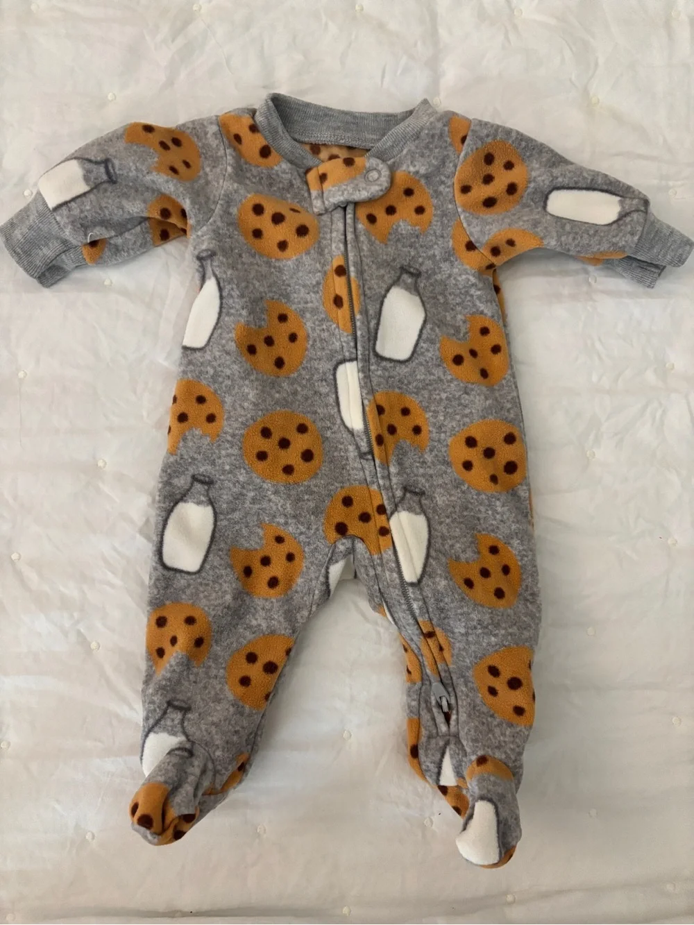 Preemie Baby Clothes Bundle – 4 Pieces – Carter’s & Honest Baby – Like New